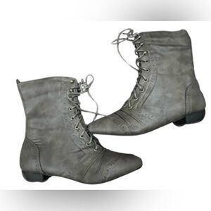 Refresh Gray Lace-Up Boots